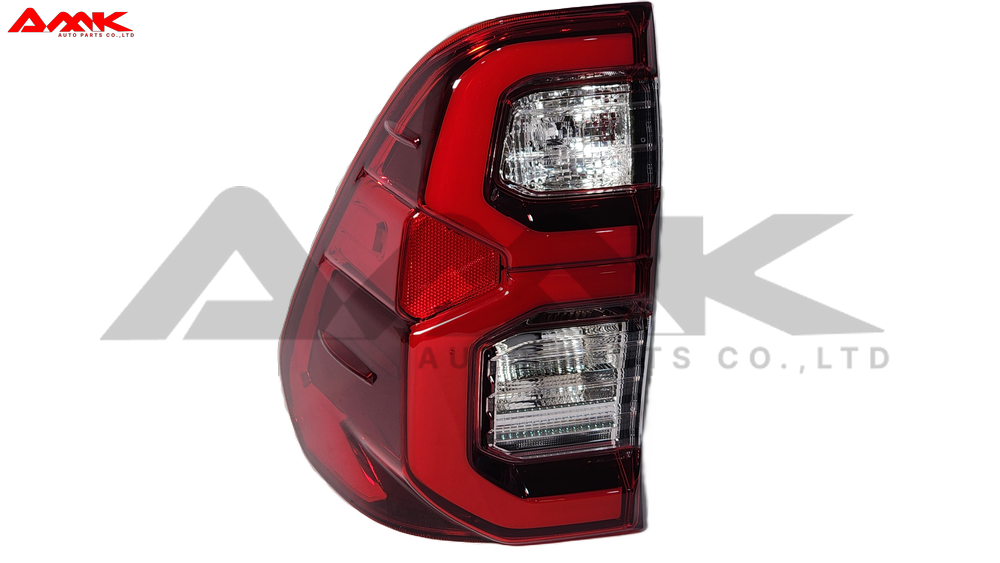 81561-0K690 | TOYOTA LENS & BODY, RR COMBINATION 81561-0K690