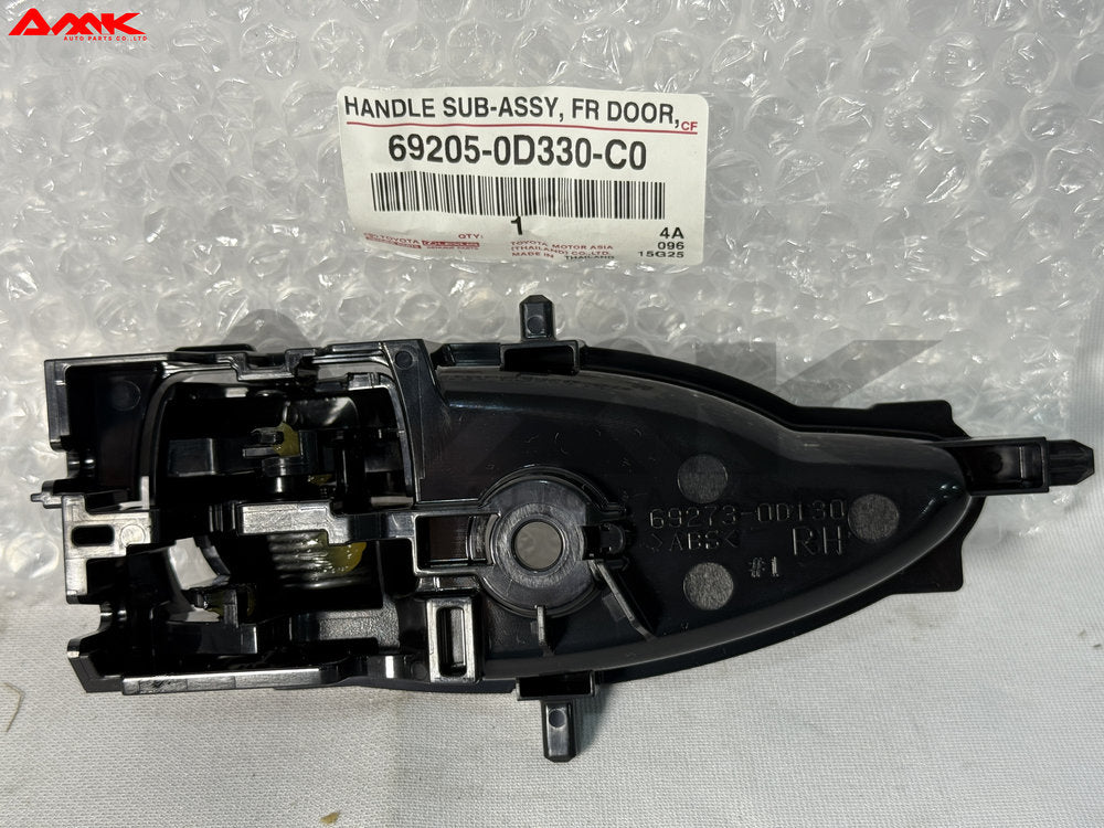 TOYOTA HANDLE SUB-ASSY, FR DOOR, INSIDE RH 69205-0D330-C0
